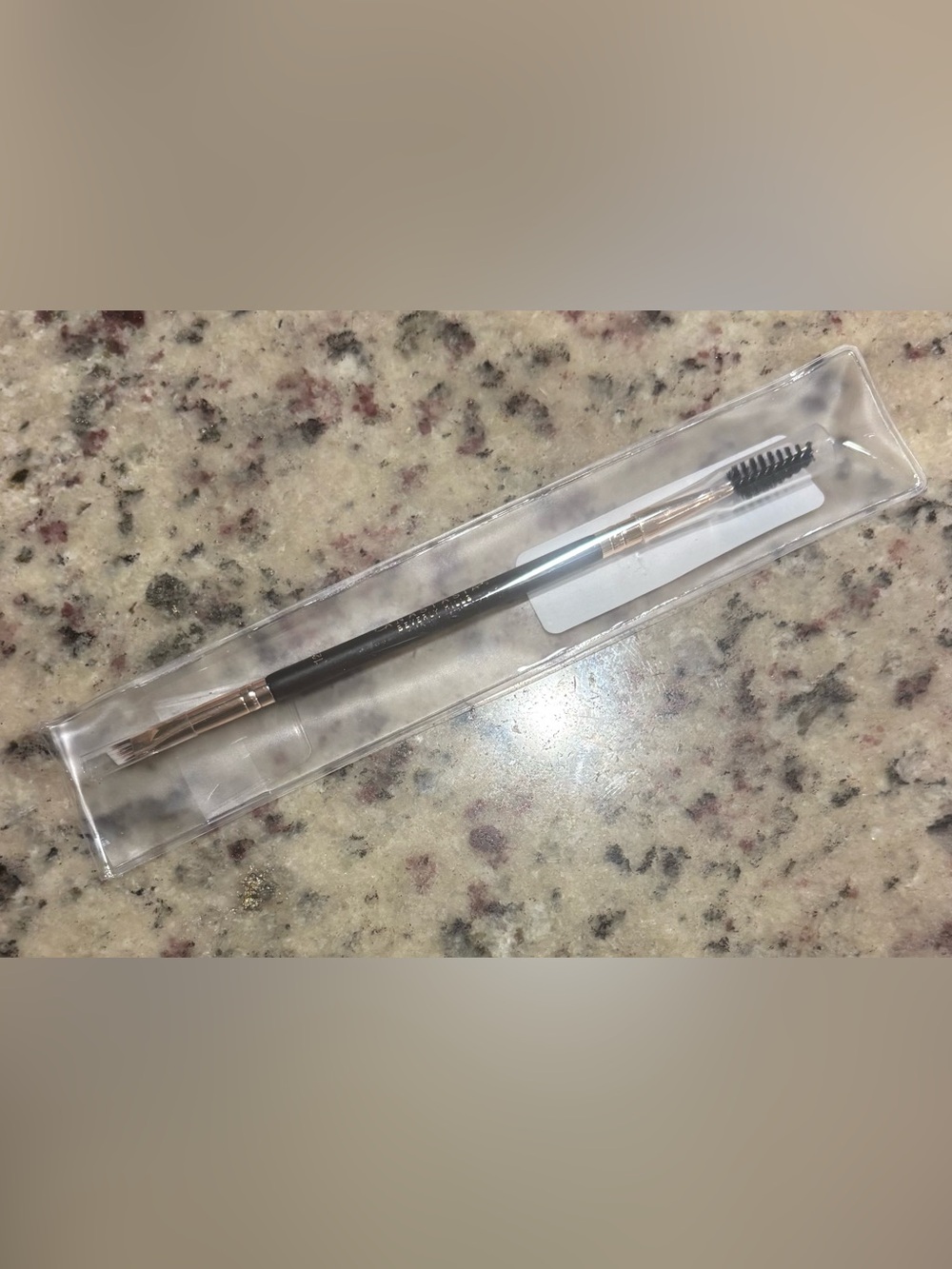 Anastasia Beverly Hills Brush 12